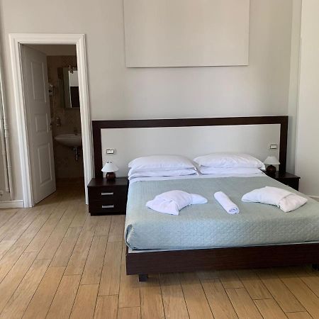 Hotel Thewesley Rzym Zewnętrze zdjęcie