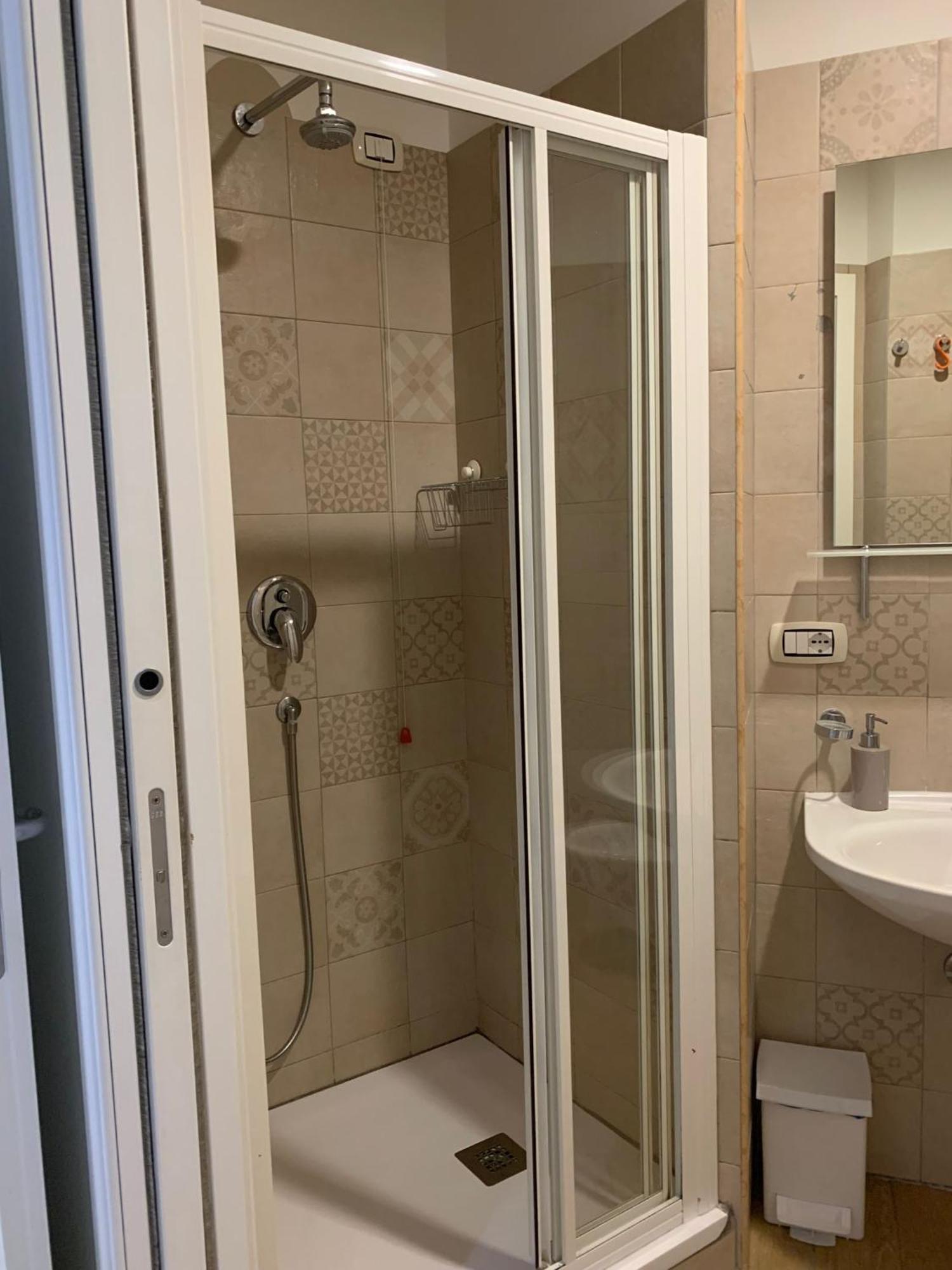 Hotel Thewesley Rzym Pokój zdjęcie