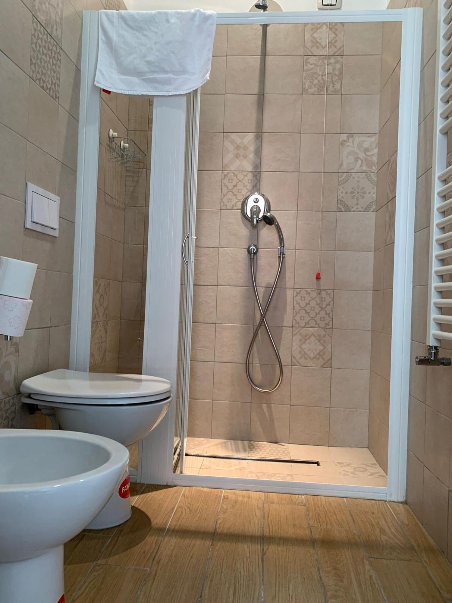 Hotel Thewesley Rzym Pokój zdjęcie