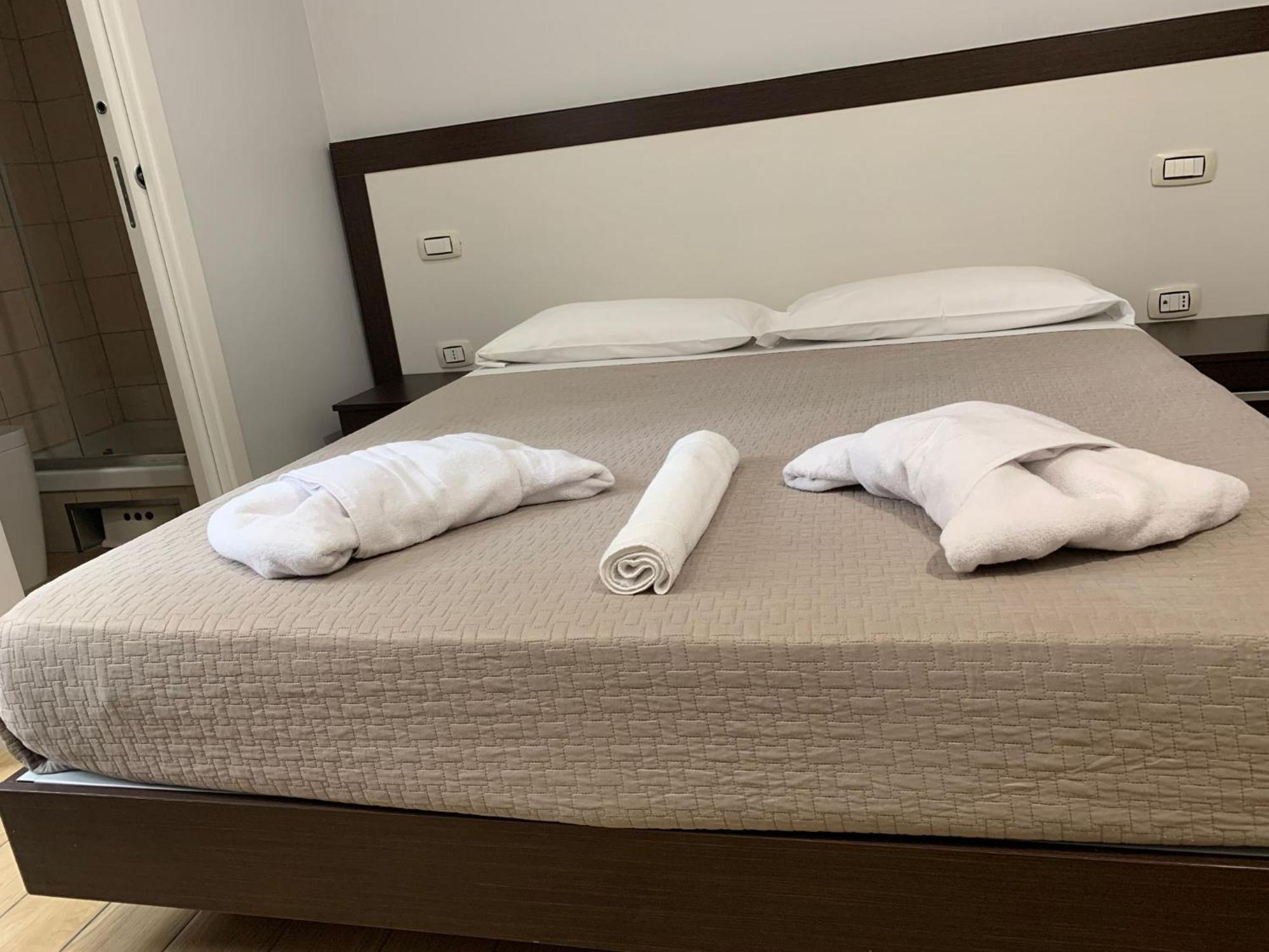 Hotel Thewesley Rzym Pokój zdjęcie