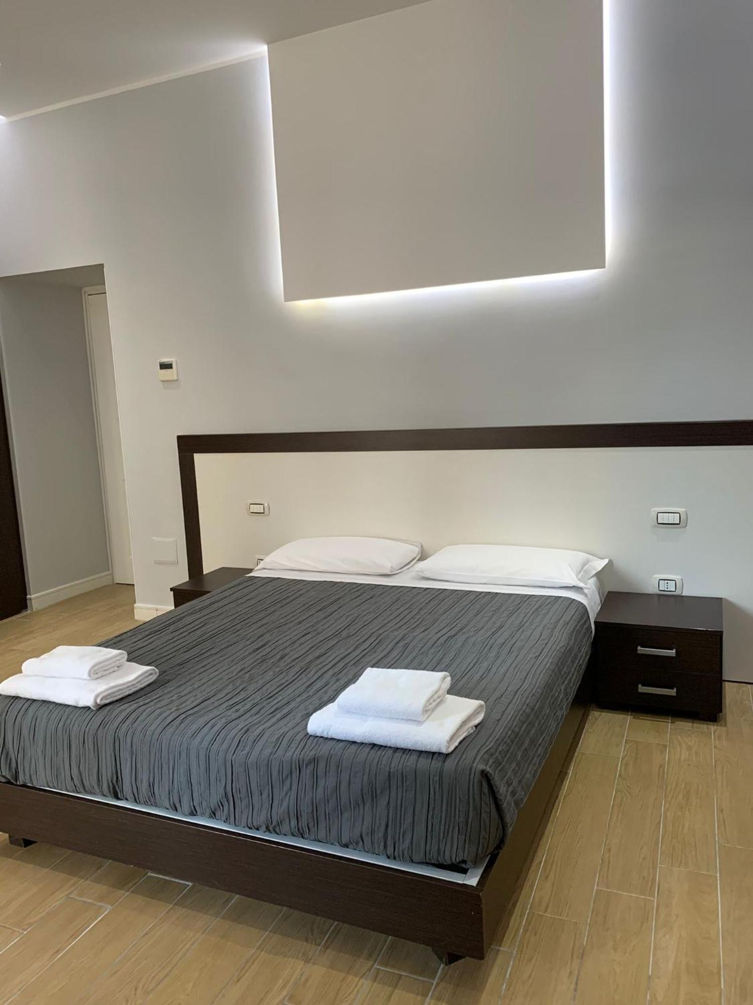 Hotel Thewesley Rzym Pokój zdjęcie